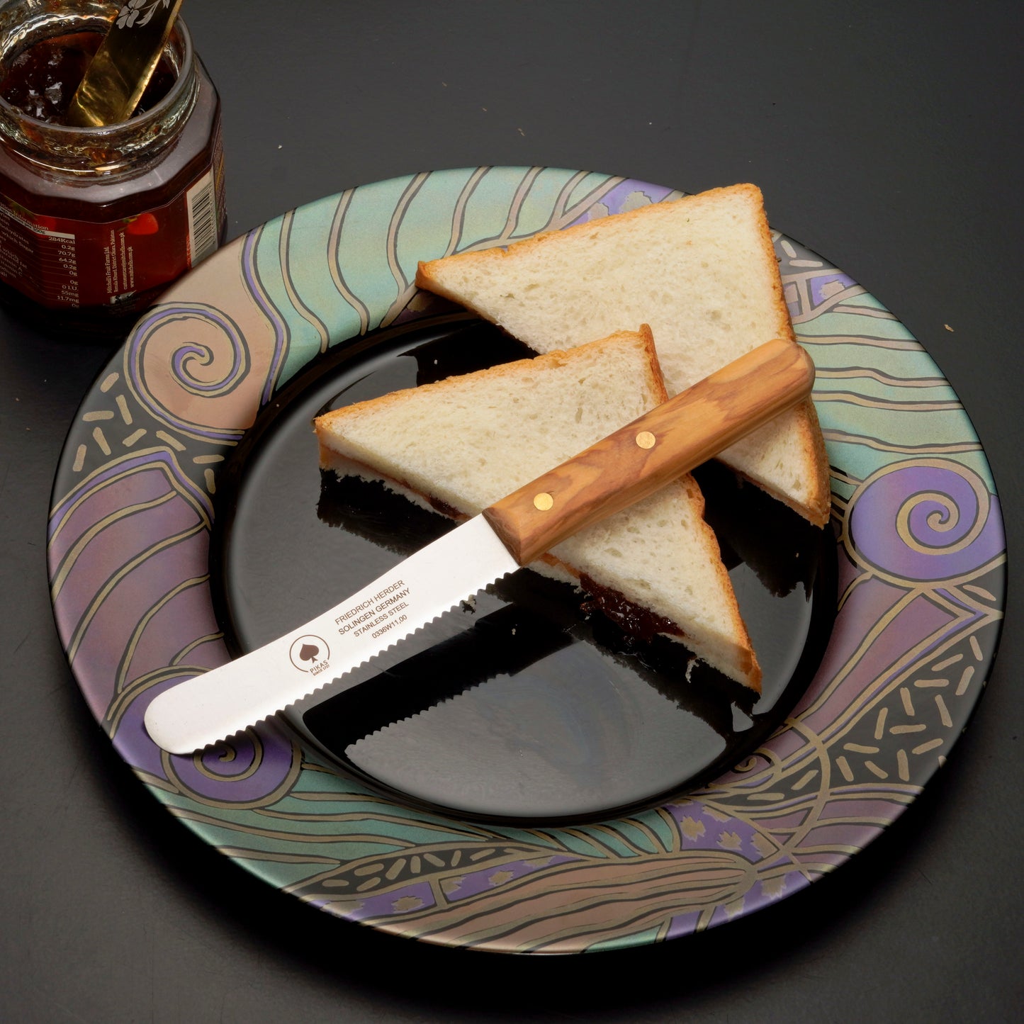 Buckelsmesser Brotmesser Solingen – Olive Holzgriff mit Wellenschliff