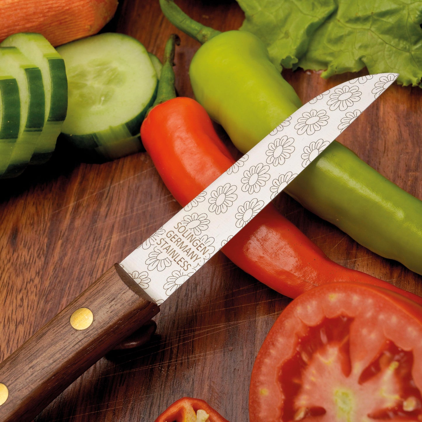 Frühstücksmesser Buckelsmesser aus Solingen mit Walnuss Holzgriff und Gravur BLUMEN – traditionelles Solingen Messer für Brot und Frühstück
