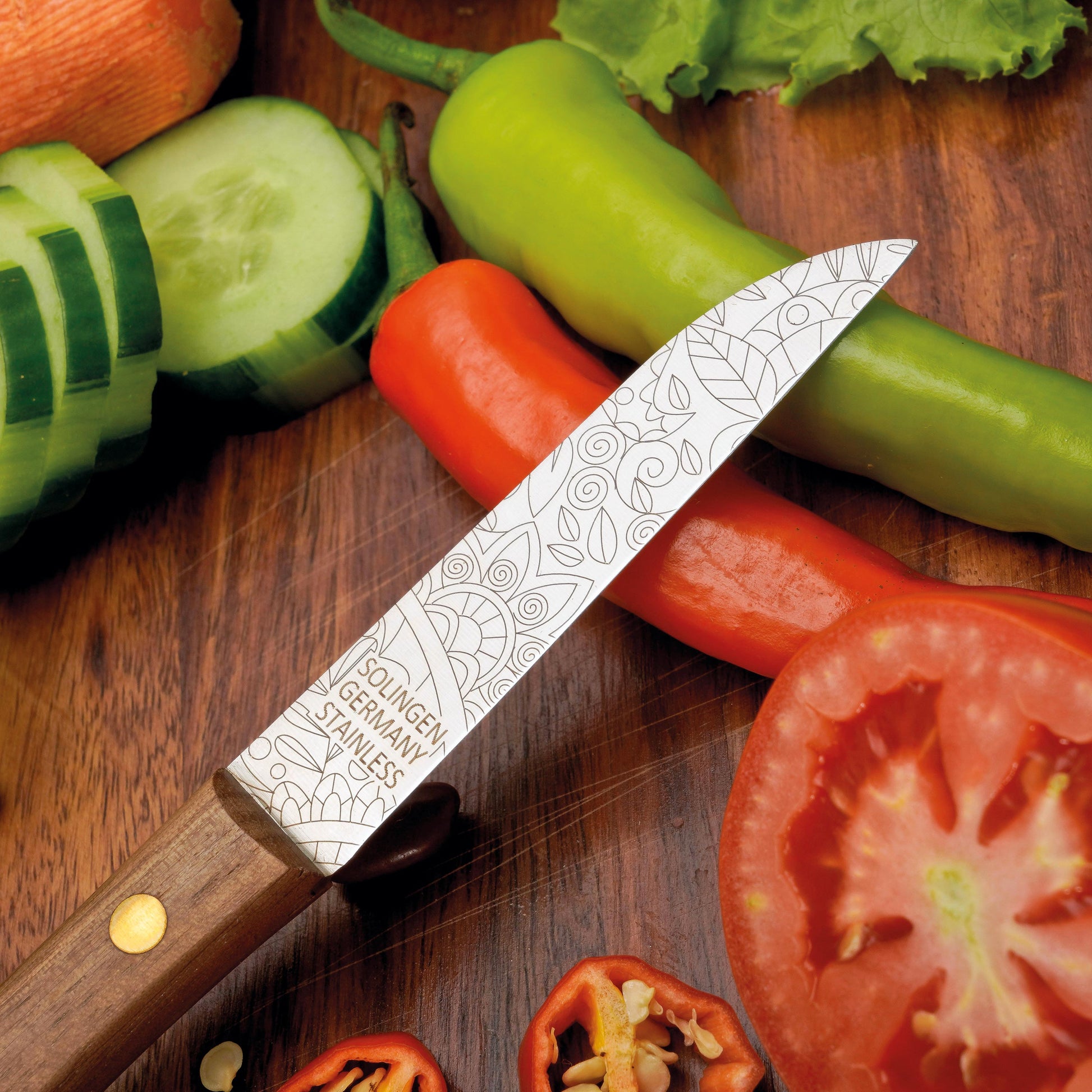 Frühstücksmesser Buckelsmesser aus Solingen mit Walnuss Holzgriff und Gravur Mosaik – traditionelles Solingen Messer für Brot und Frühstück
